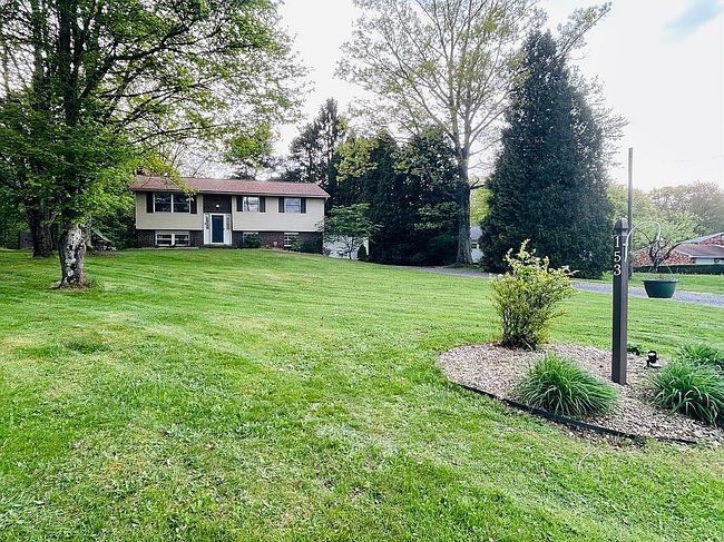 Preview of property located at 153 Harshaville Rd
