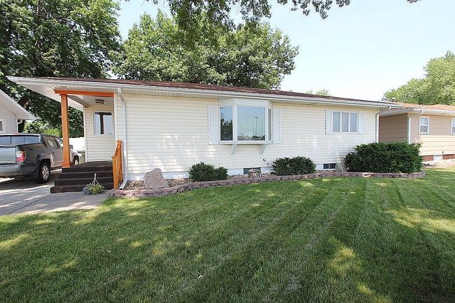 Photo of 1924 N Custer Ave, Grand Island, NE