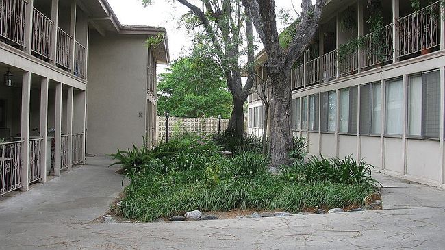 Photo of 1362-1366 Lafayette Rd #A-T, Claremont, CA