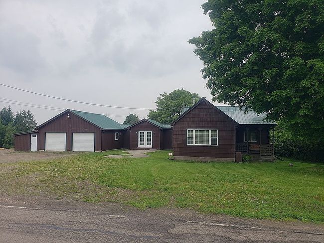 Image of 10257 Emerling Rd