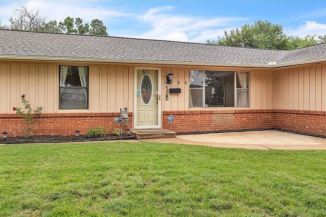 Photo of 1708 S Bryant Ave, Del City, OK