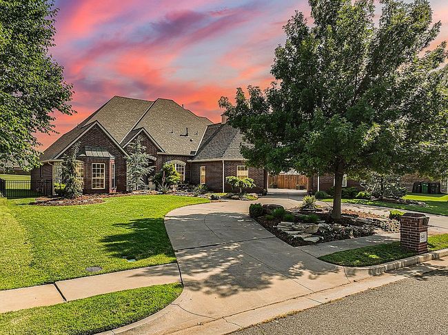 Photo of 11648 Nw 114th St, Yukon, OK