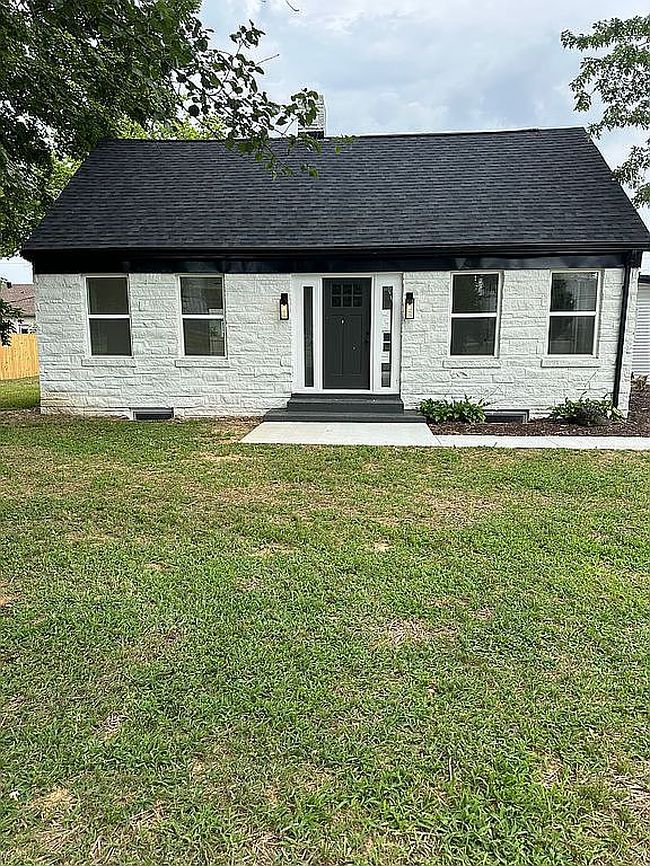 Photo of 9744 Pollack Ave, Newburgh, IN