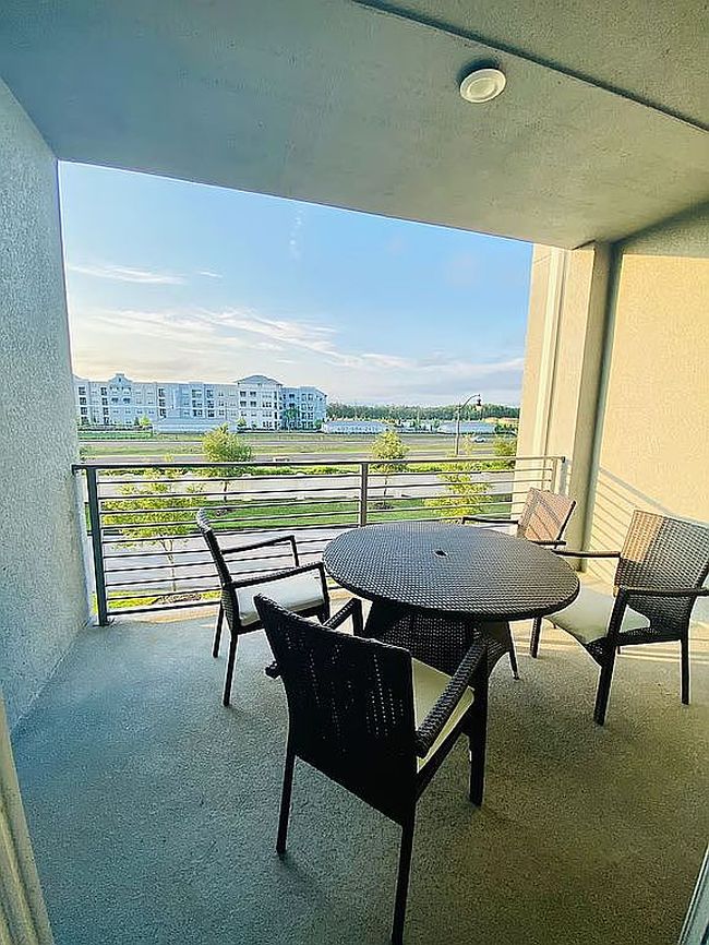 Image of 4741 Clock Tower Dr #305