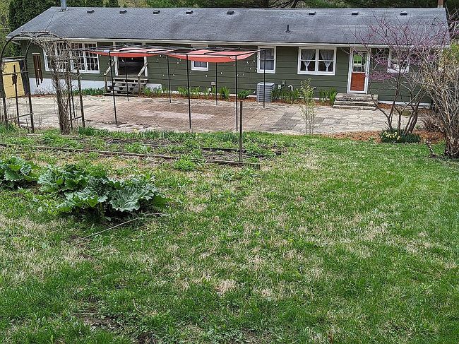 Image of 1304 College Dr