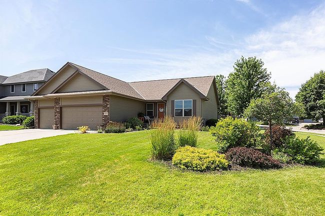 Photo of 16315 Craig Ave, Bennington, NE