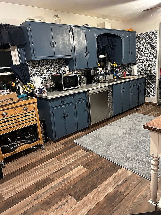 Preview of property located at 2889 Harryhogan Rd