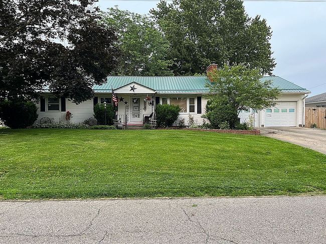 Photo of 104 Miller Ave, Mount Vernon, OH
