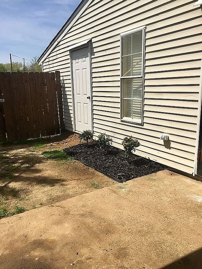 Photo of 970 White Cir, Grenada, MS