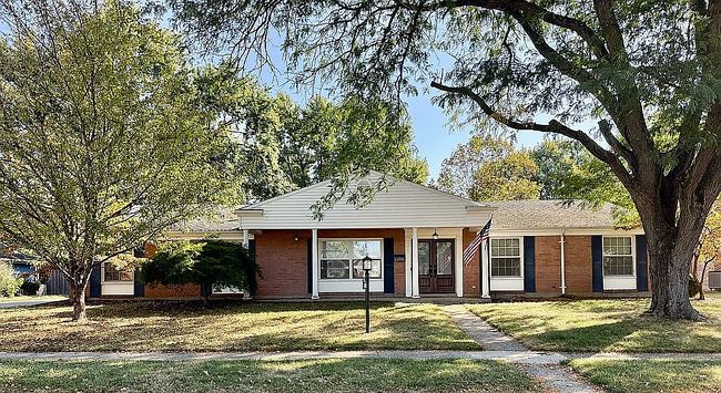 Preview of property located at 5324 Oakbrooke Dr