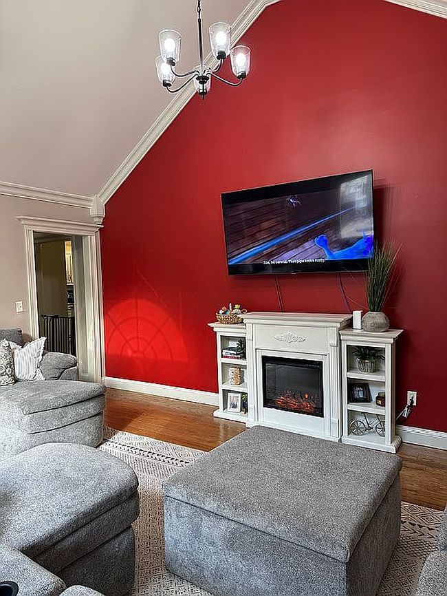 Image of 41 Lake Shore Dr