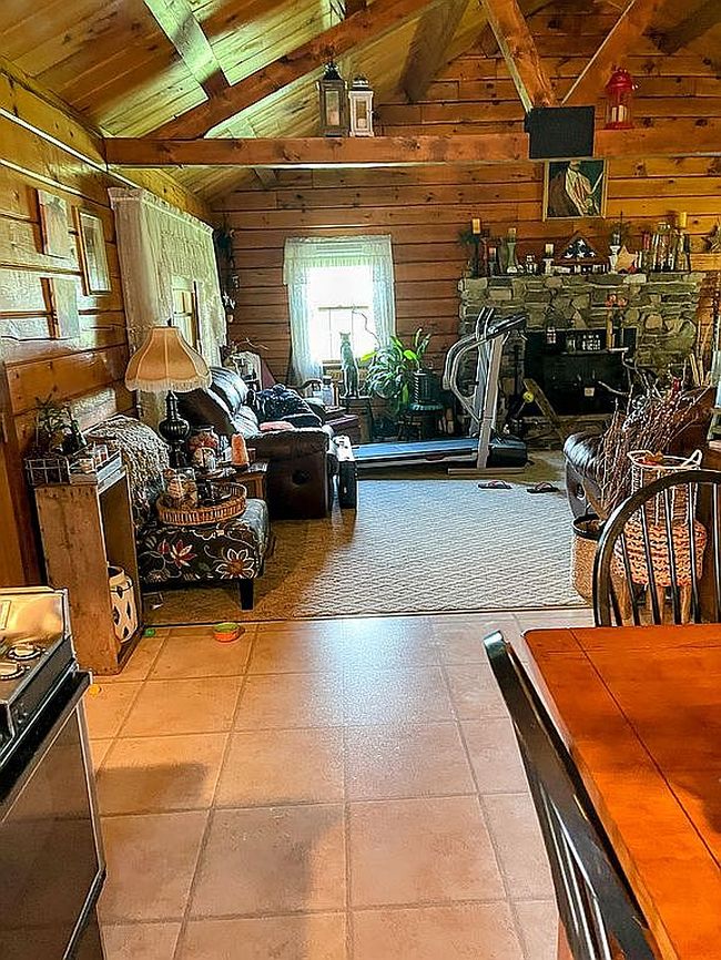 Image of 299 Old Tioga Tpke