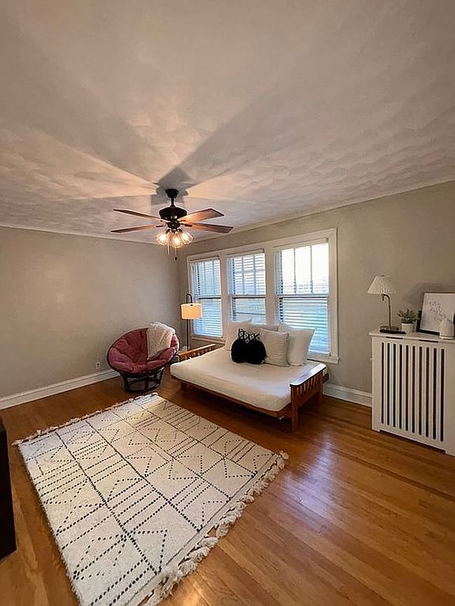 Photo of 2405 N Harrison St #D1, Davenport, IA