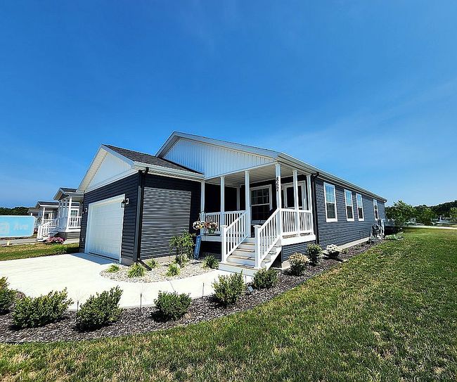 Photo of 857 Tennessee Ave, Manistee, MI
