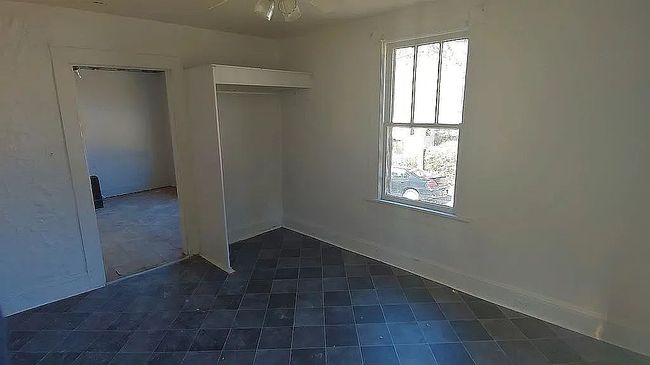 Additional photo 1 of property located at 142 Ross St