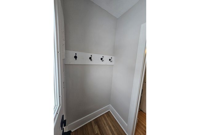 Image of 373 N 47th St