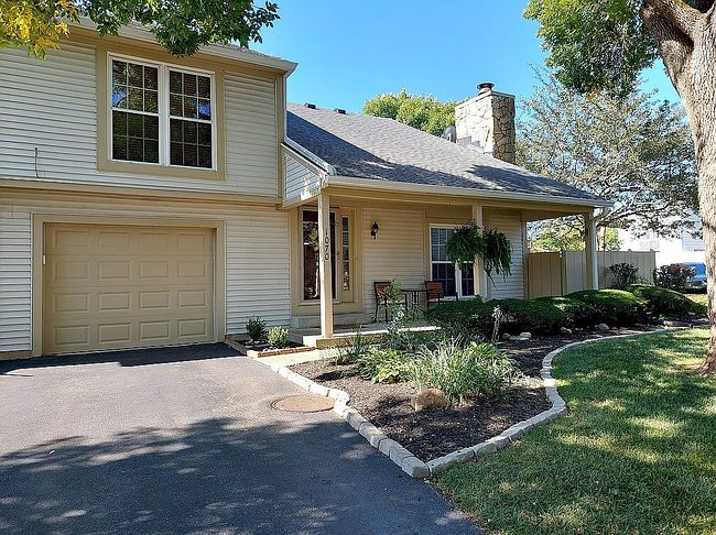 Photo of 1070 Foxshire Pl, Dayton, OH