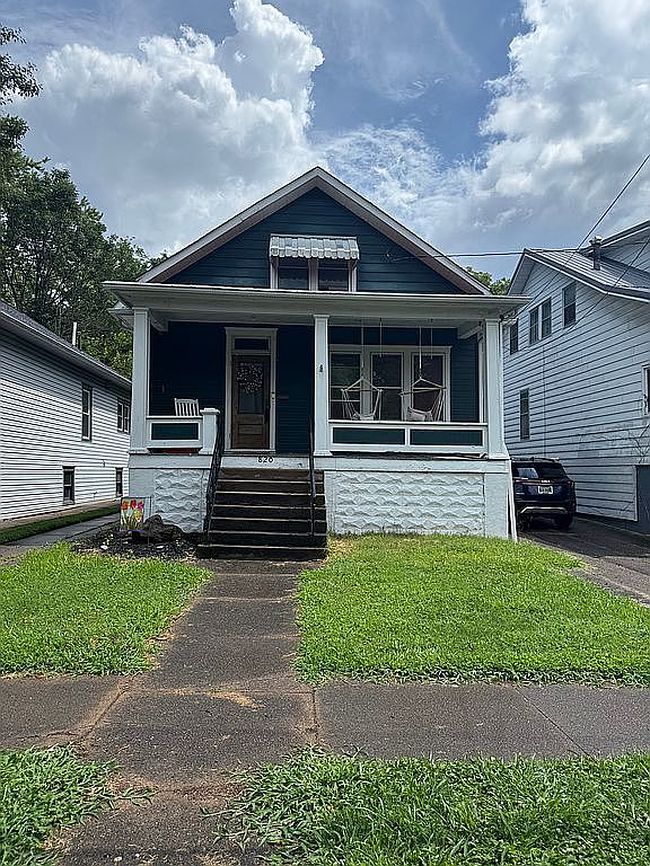 Photo of 820 5th St, Marietta, OH