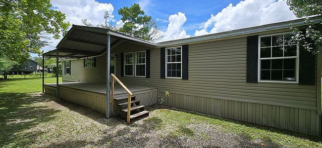 Additional photo 1 of property located at 811 Bee Tree St