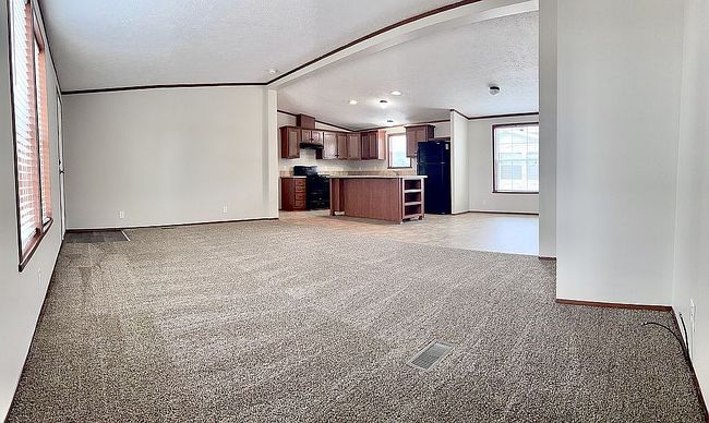 Photo of 33388 Magnolia Dr, Lenox, MI