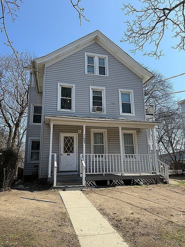 Photo of 157 Crystal Ave, New London, CT