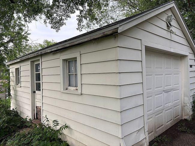 Additional photo 2 of property located at 5407 Sw 9th St