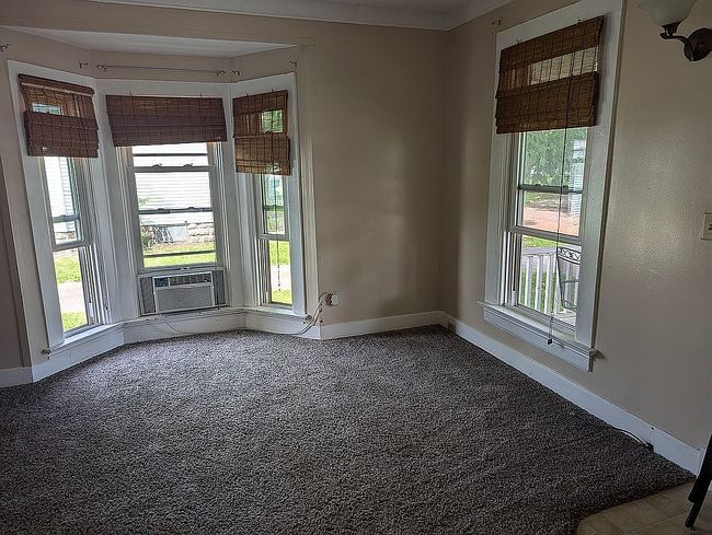 Image of 2954 13th Ave