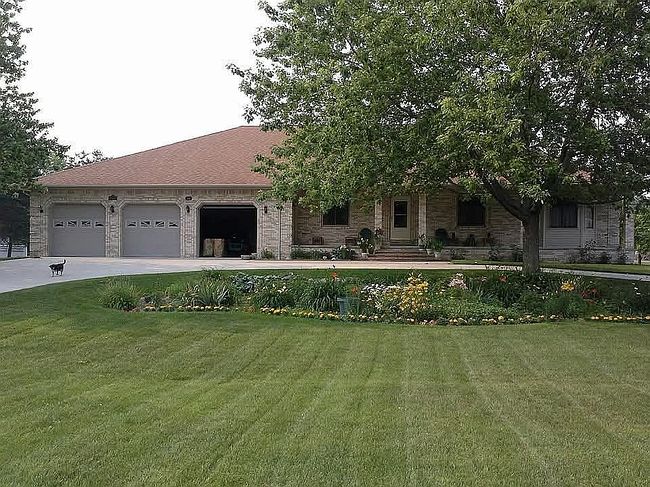 Photo of 4536 Moses Dr, Port Huron, MI