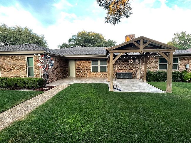 Photo of 9708 Jordan Ave, Lubbock, TX