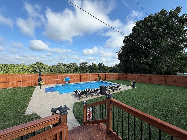 Additional photo 1 of property located at 301 Wilton Cir