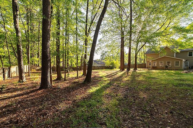 Image of 150 Oak Shores Dr