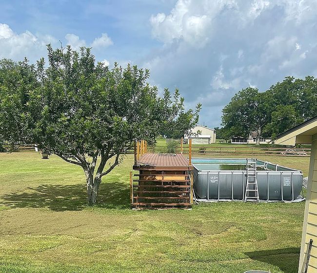 Photo of 720 Winchester Trl, Angleton, TX