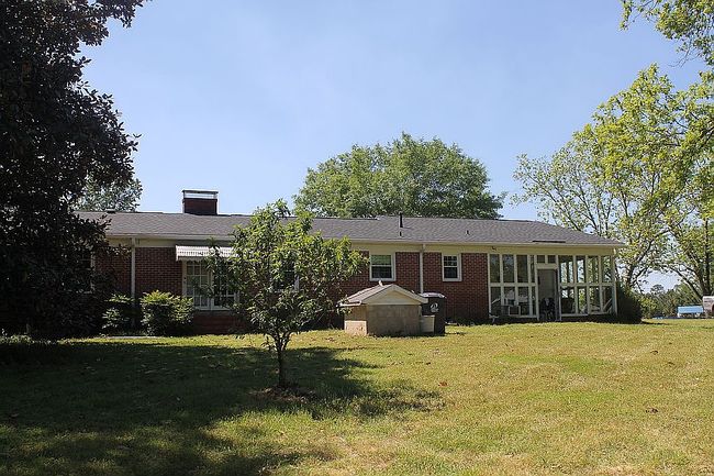 Image of 890 Weoka Rd