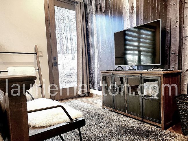 Photo of 1991 S Tombaugh Way, Flagstaff, AZ