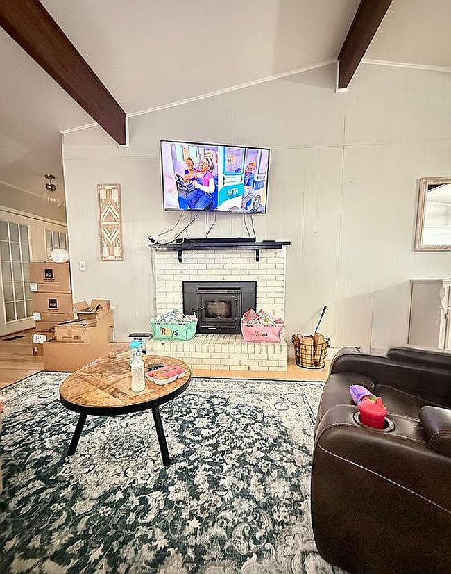 Image of 5 Duvall Ln