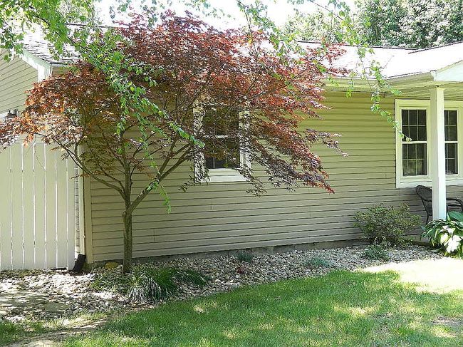 Image of 2 Watson Ln