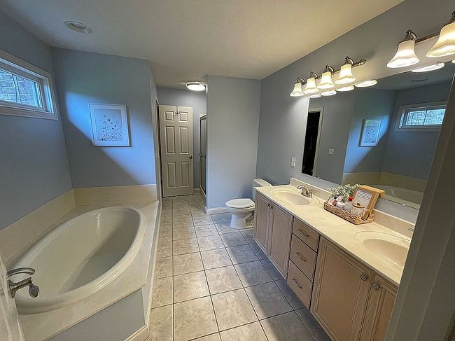 Image of 706 Laurel Ridge Ct