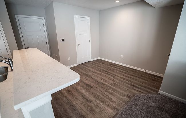 Image of 6168 Sheffield Ln