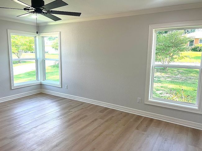 Photo of 1106 E Barbara St, Tyler, TX