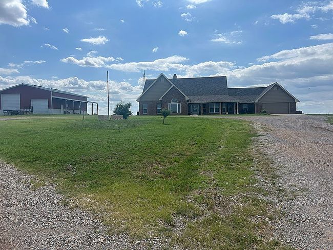 Photo of 16485 Highway 54, Snyder, OK