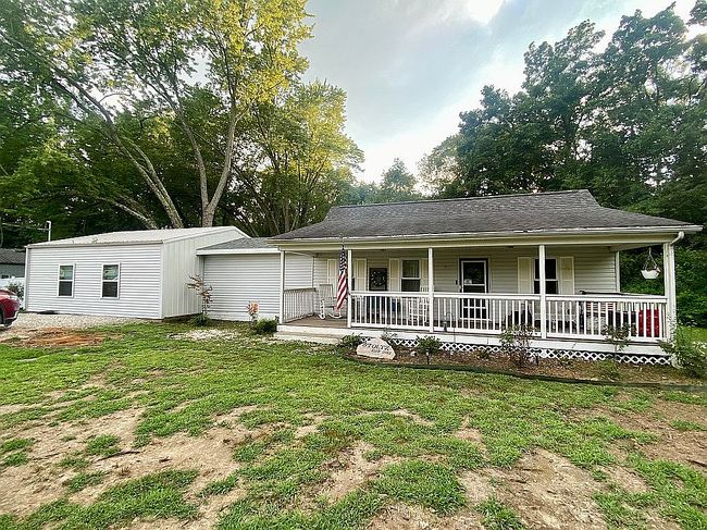 Photo of 10755 Archery Rd, Lawrenceville, IL
