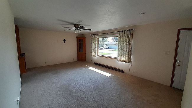 Photo of 216 Cherry Ln, Wapakoneta, OH