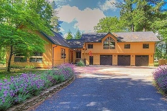 Photo of 3500 Riverbanks Rd, Grants Pass, OR