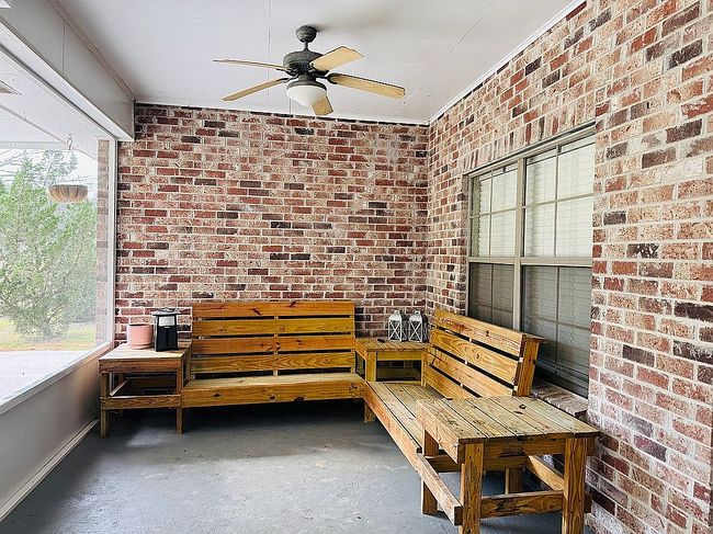 Image of 706 Anchor Lake Rd