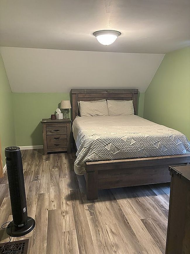 Photo of 10 Mill St, Poland, NY