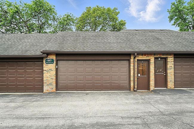 Photo of 665 Olde Towne Ave #C, Columbus, OH