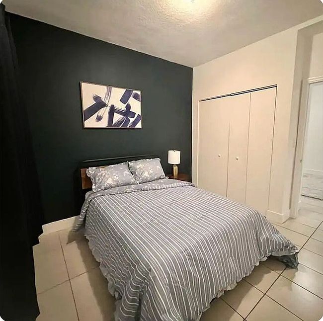 Photo of 750 Sw 2nd St, Miami, FL