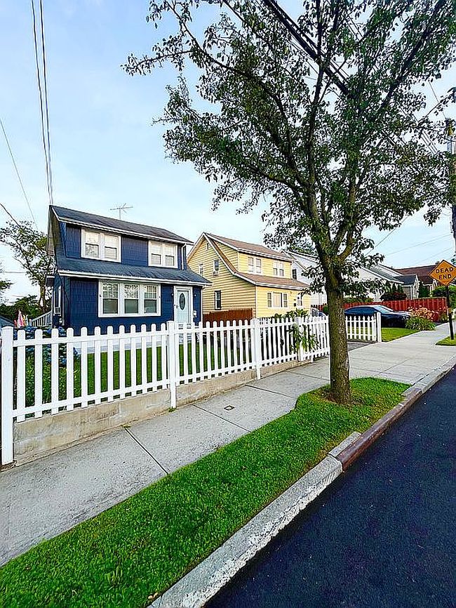 Photo of 3992 Rombouts Ave, Bronx, NY