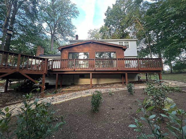 Image of 5441 Crestline Rd