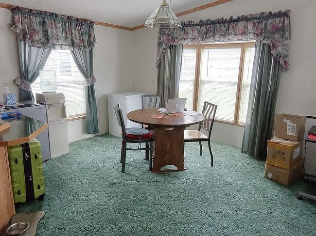 Image of 275 N Hidden Forest Ct